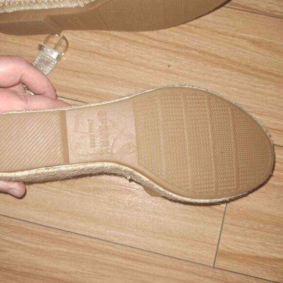 NEW women's Sperry wedge size 7 - Picture 2 of 3